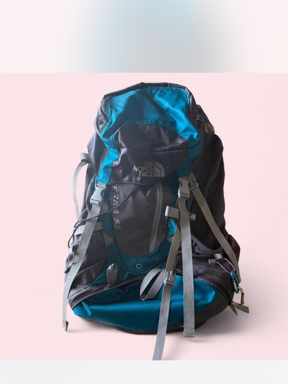 🦋The North Face Men’s Blue and Black Hiking Backpack